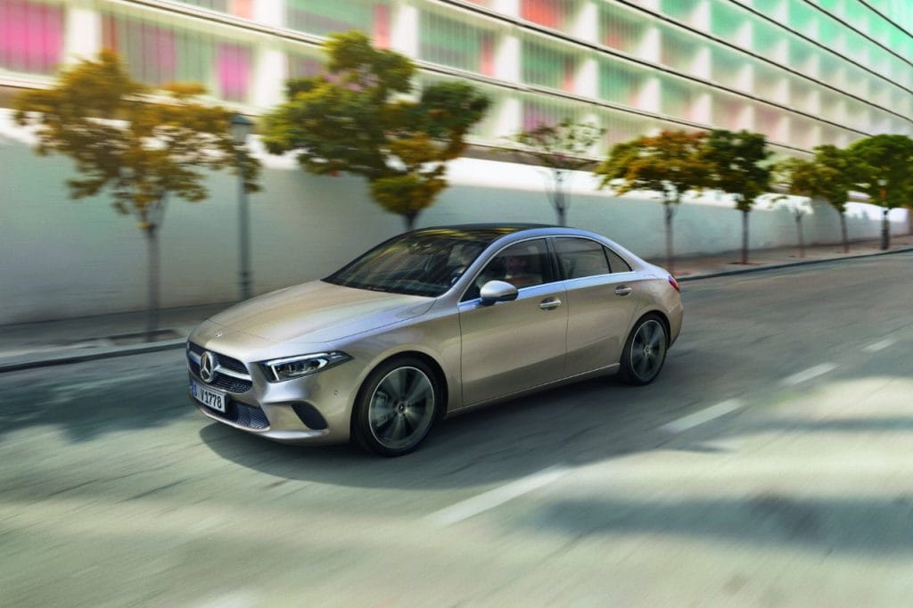 Mercedes CLA 200 image 1
