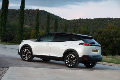 Peugeot 2008 image 2