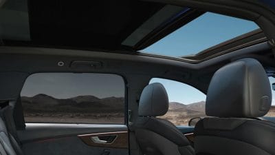 صورة أودي Q7 2026 S-line رقم 3