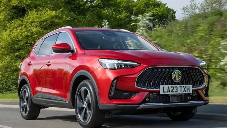 الكشف عن الفيس ليفت من سيارة إم جي HS موديل 2023