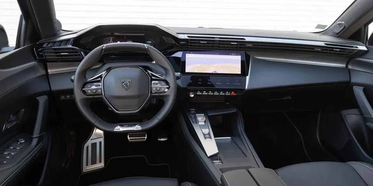 Peugeot 408 2027 GT image 8