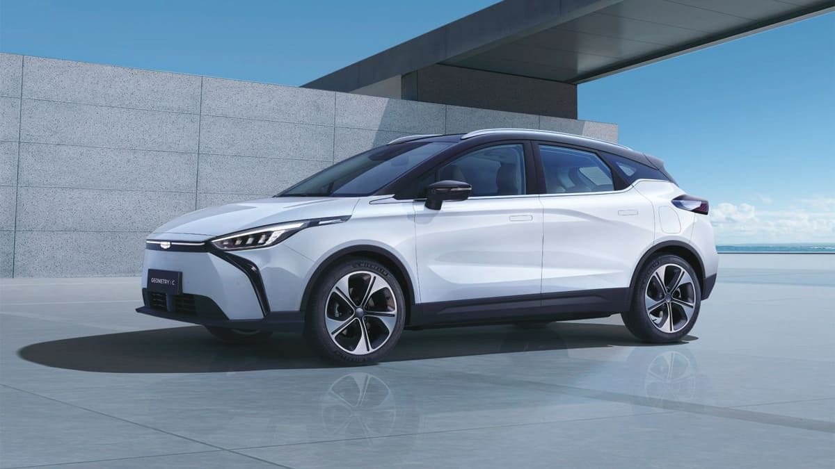 رسميًا.. طرح سيارة جيلي جيومتري سي فيس ليفت في مصر