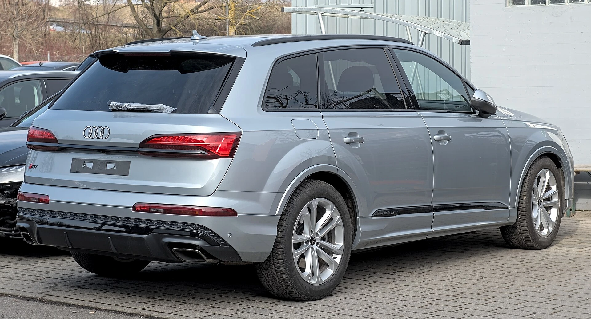 Audi Q7 2026 S line Plus image 3