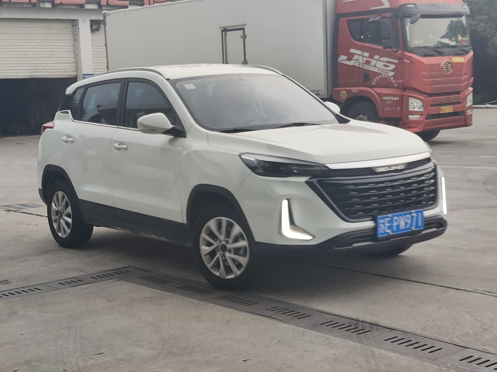 BAIC X35 2026 Luxury image 3