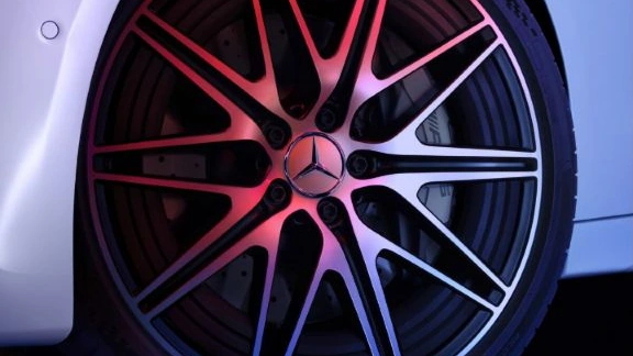 Mercedes C 43 AMG 2025 AMG 4MATIC image 3