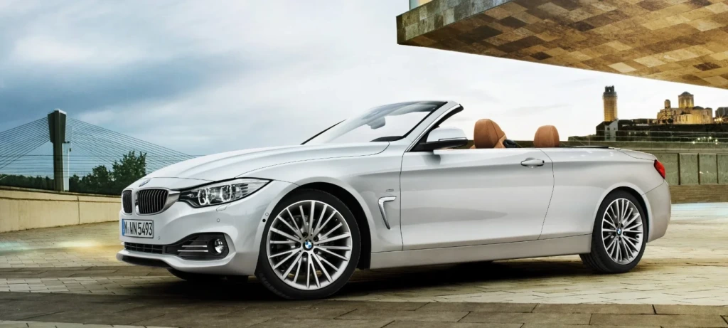 BMW 420i Convertible 2026 M - vehicle image
