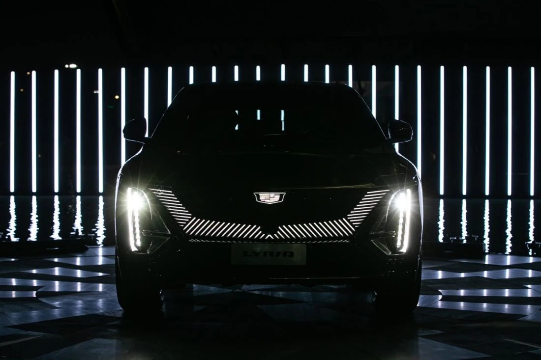 كاديلاك ليريك 2026 Signature Luxury - صورة السيارة