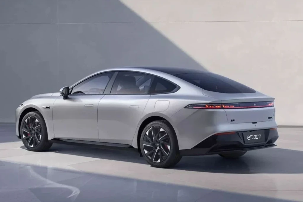 Dongfeng 007 2026 - vehicle image