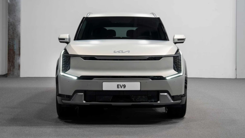 Kia EV9 2025 GT Line 6 Seats - vehicle image