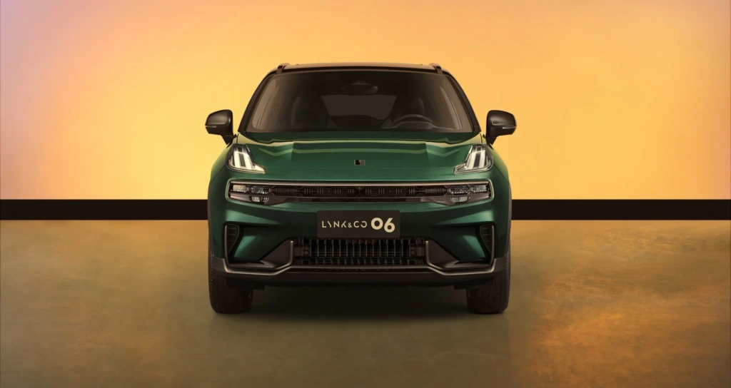 Lynk & Co 06 2026 Core - vehicle image