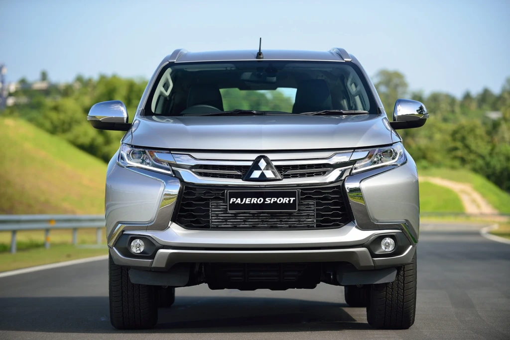 Mitsubishi Pajero Sport 2027 3.0 - vehicle image