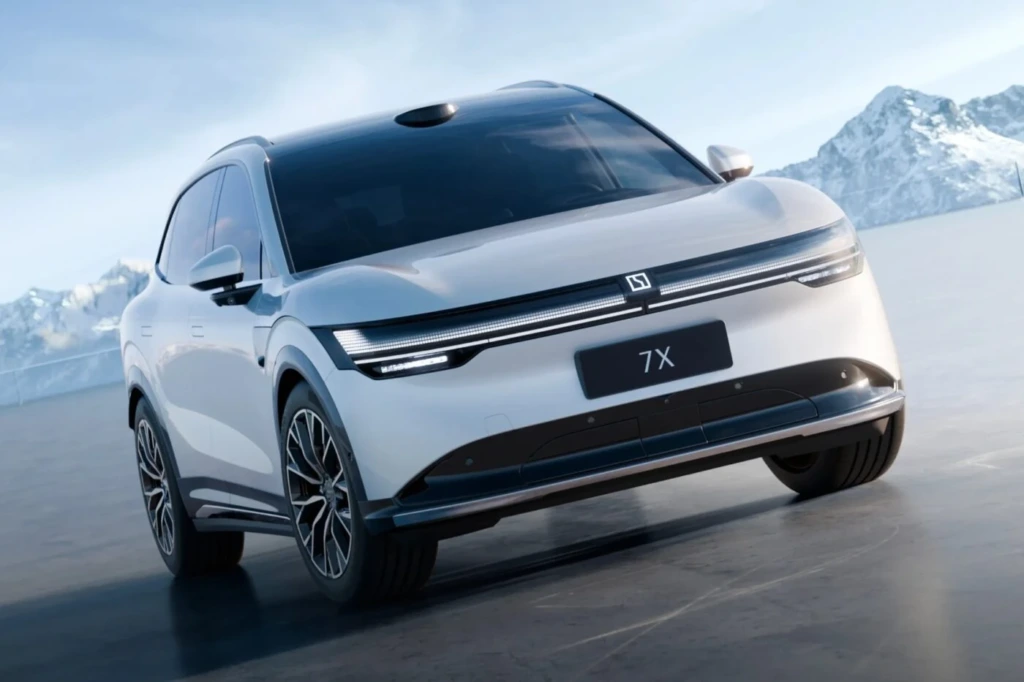 Zeekr 7X 2026 AWD - vehicle image