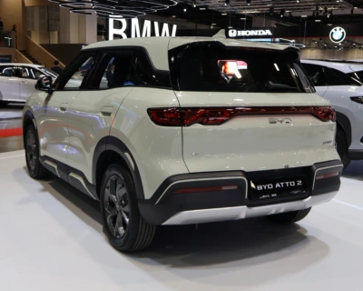 BYD Atto 2 2027 من الخلف - صورة توضيحية للطراز